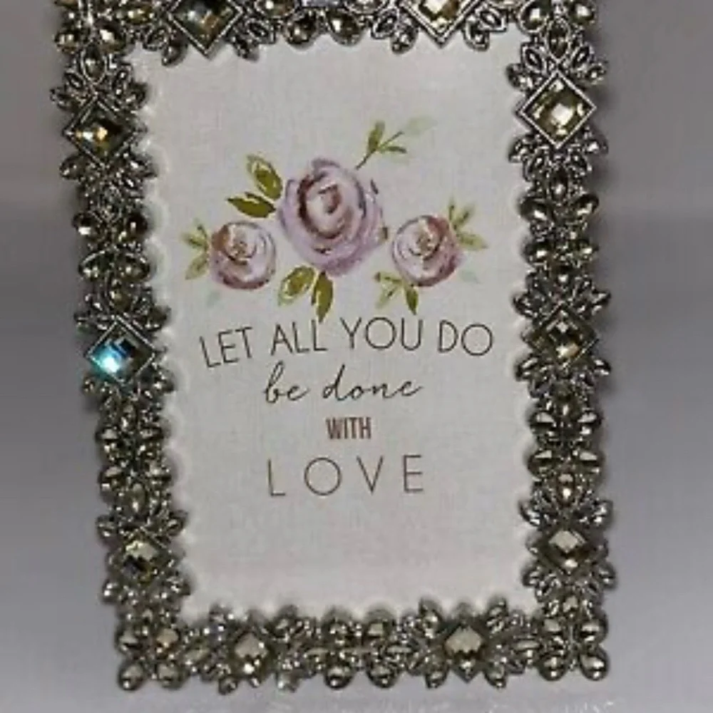 Luxe Collection Picture Photo 4 x 6 Frame NEW with Tags Silver Clear Crystals